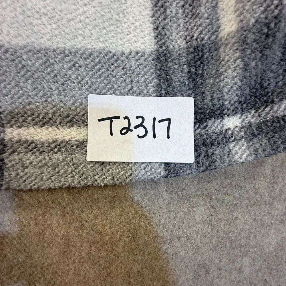 American Eagle Plaid Fleece Shacket Mens Medium Grey White Button Front Jacket